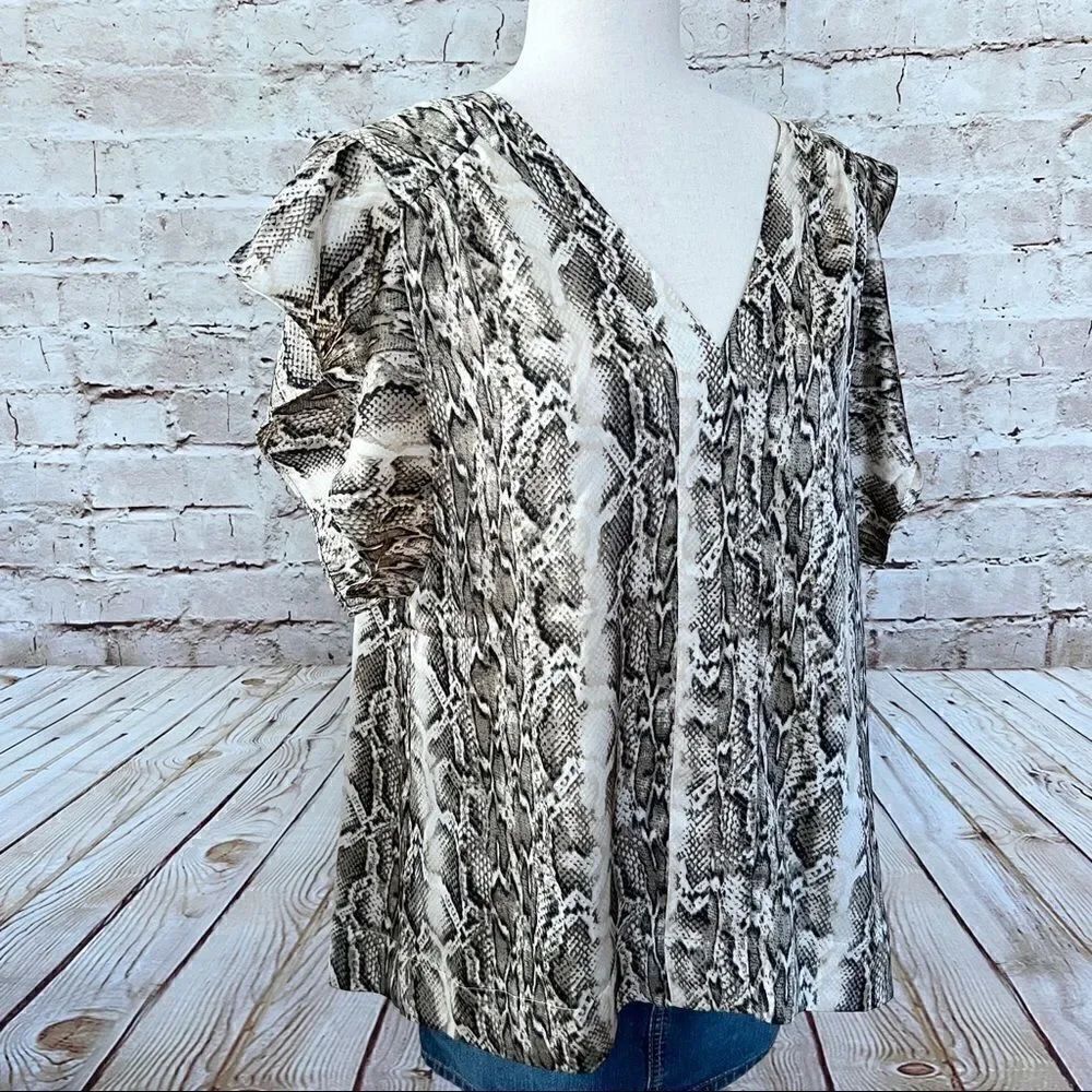 Sanctuary snake print blouse